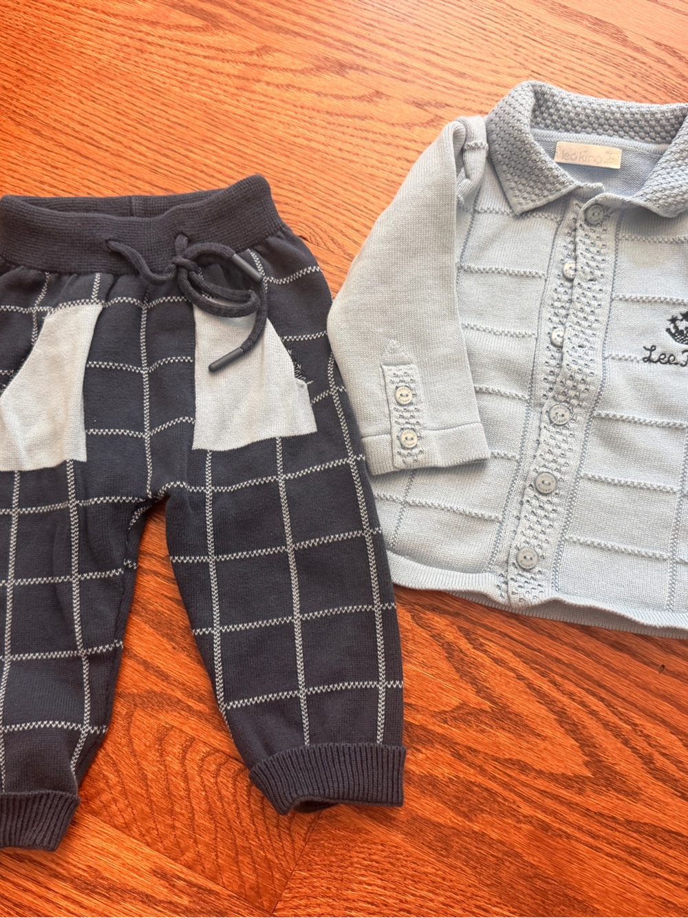 Lee King Matching Set, Button-Up Top and Knit Pants